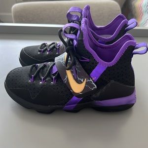 Basketball Shoes
